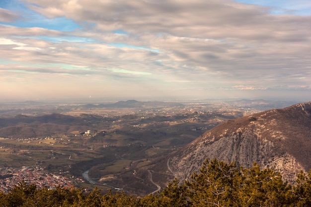 Prachtig landelijk landschap in de regio Collio, Italië