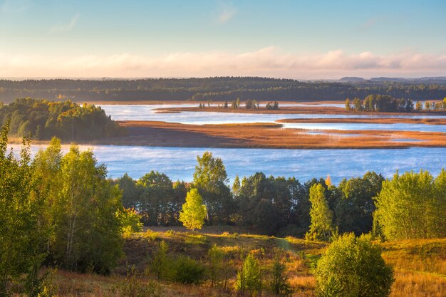 Prachtig landschap in Nationaal park Braslau Lakes, Wit-Rusland