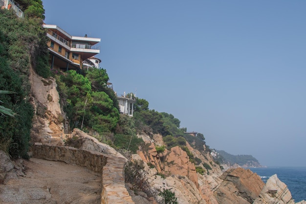 Prachtig landschap rotsachtige kust van de Middellandse Zee Catalonië