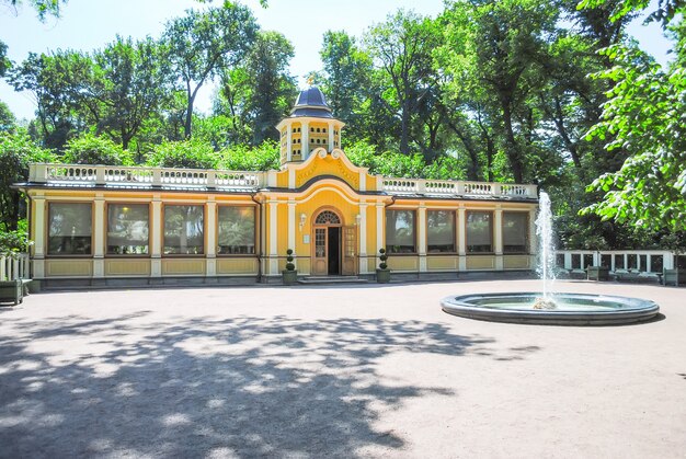 Prachtig park in st. petersburg