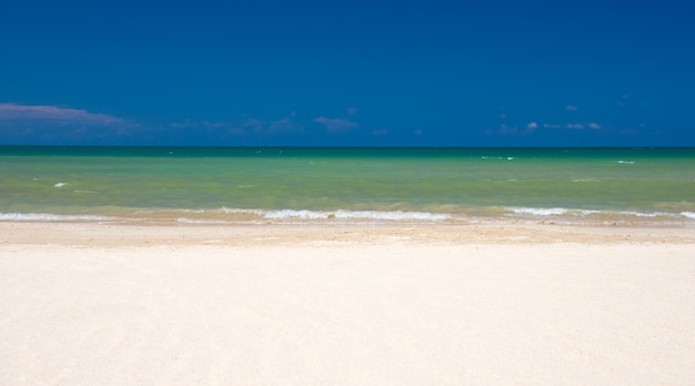 Prachtig strand en tropische zee