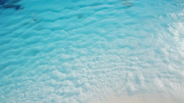 prachtig tropisch strand kust wateroppervlak patroon