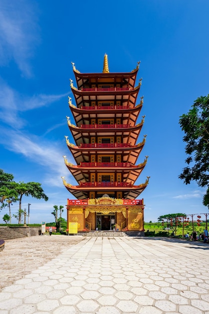 Prachtig uitzicht op Bat Nha Pagoda in Bao loc stad Lam Dong Vietnam