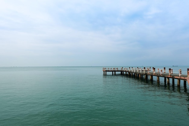 Prachtig uitzicht op de zeehaven