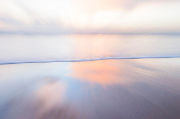 Foto prachtig uitzicht op het strand tegen de hemel