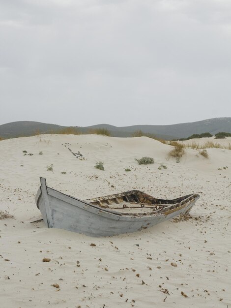 Foto prachtig uitzicht op het strand tegen de hemel