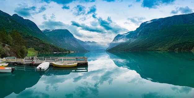 Prachtige natuur Noorwegen natuurlijke landschap panorama.