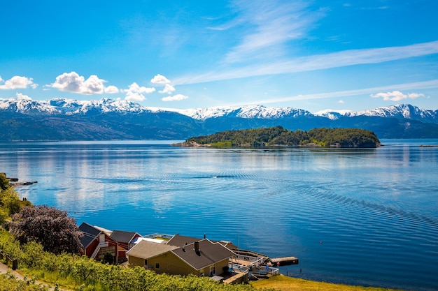 Prachtige natuur Noorwegen natuurlijke landschap.