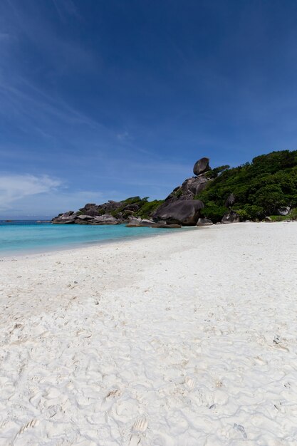 Prachtige natuur van de eilanden in de Andamanse Zee op Similan-eilanden, Mu Ko Similan National Park, Phang-nga, Thailand