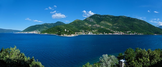 Prachtige zeelandschappen in Montenegro