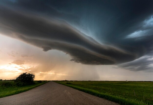 Photo prairie storm clouds canada