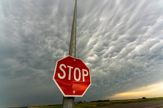 Photo prairie storm clouds mammatus