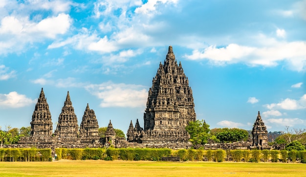 Yogyakarta 근처의 Prambanan 사원. 인도네시아에서