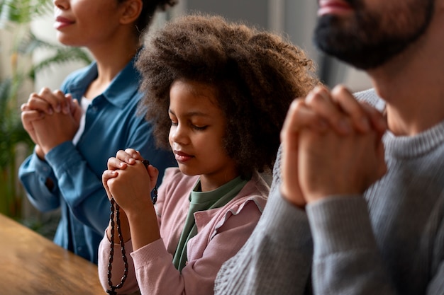 Photo praying time religious tradition