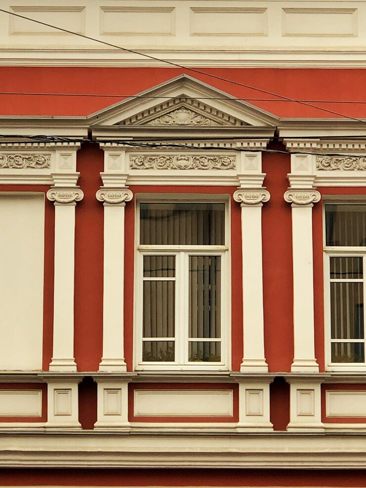 Pre-revolutionair Russisch gebouw gebouwd in 1750-1900 in de provinciestad Perm