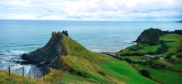 사진 precioso paisaje en la costa vasca