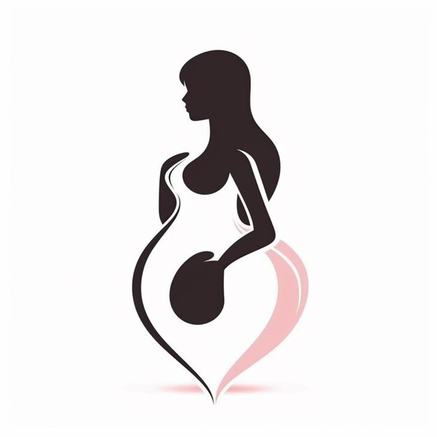 беременная женщина с мячом в животе