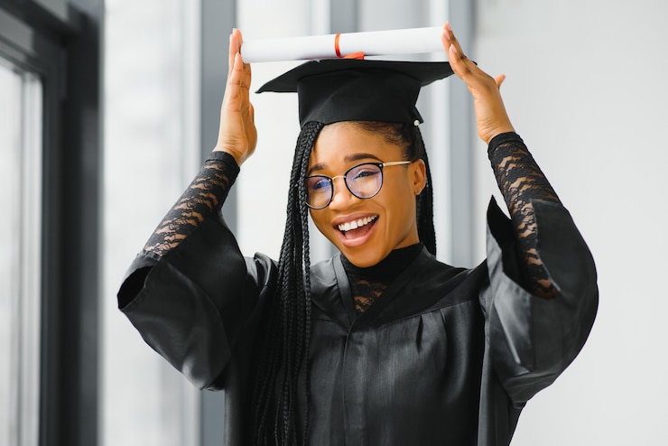 Photo a pretty african american woman graduate