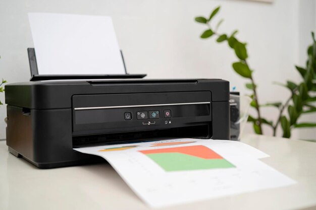 Foto stampante fotocopiatrice scanner sul posto di lavoro piccola stampante per l'uso e la stampa a casa