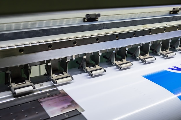 Printer inkjet apparaatmachine met bewegend vinyl