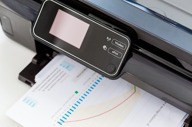 Foto printer, kopieerapparaat, scanner. werk tafel