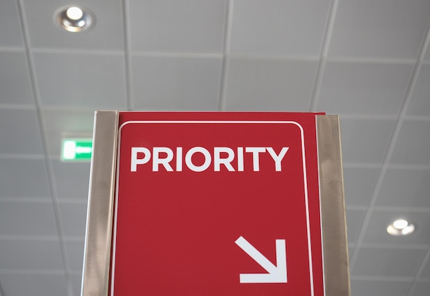 Priority queue sign