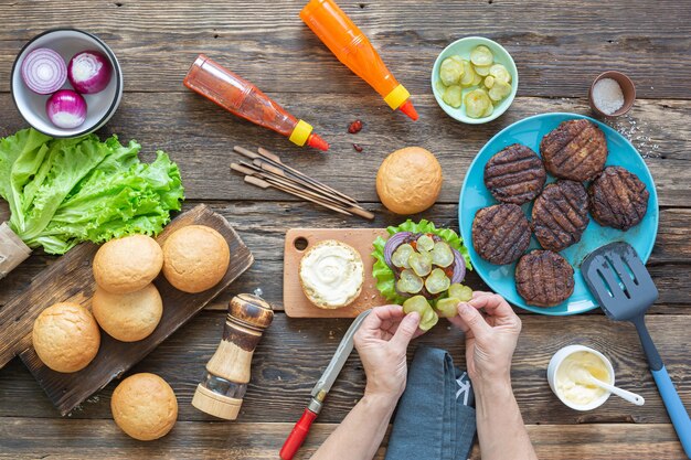 Process of making a juicy burger