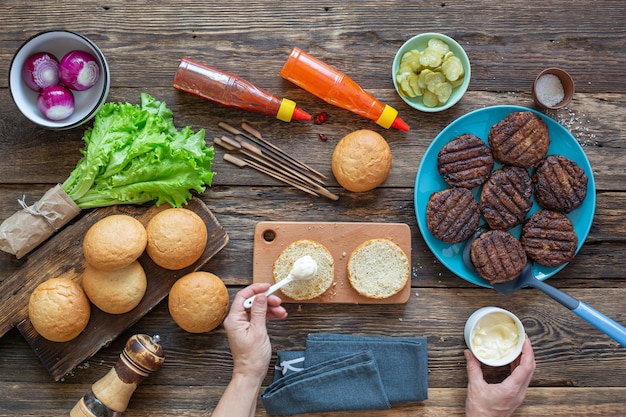 Process of making a juicy burger