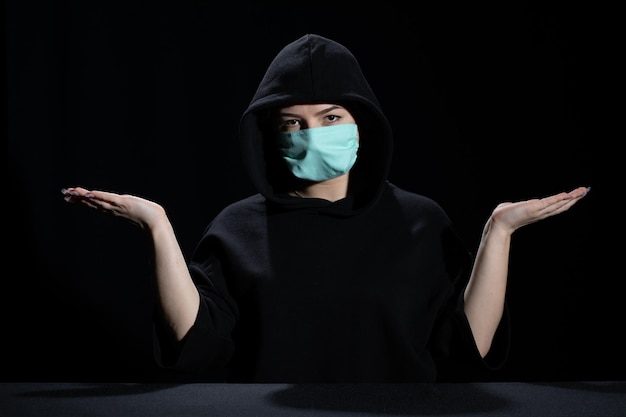 Professional face mask for people at increased risk of infection