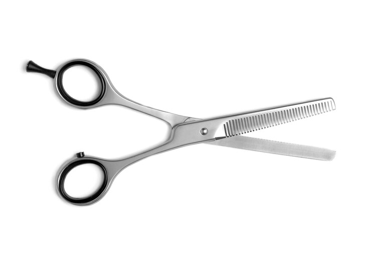 Photo professional hairdresser scissors on white background