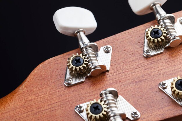 Professional mahogany guitar parts, made of mahogany small guitar for music playing