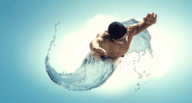 プロの水泳選手。ミクストメディア