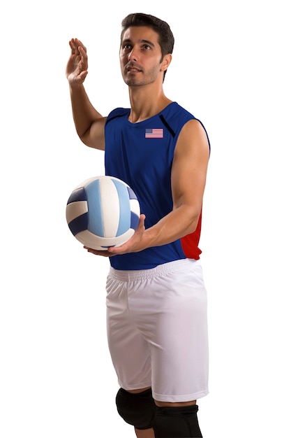 Professionele Amerikaanse volleyballer met bal. Geïsoleerd op witte ruimte.