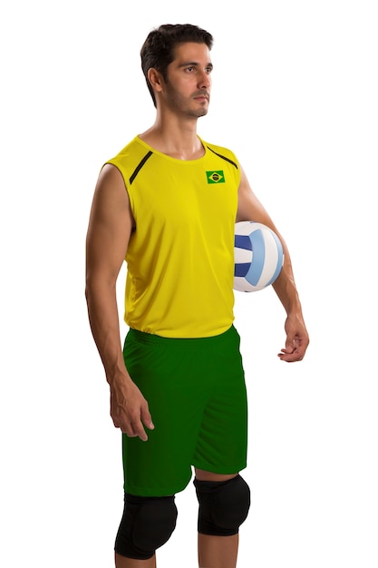 Foto professionele braziliaanse volleyballer met bal. geïsoleerd op witte ruimte.