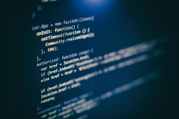 Programmeercode op computerscherm. Software ontwikkeling. Programmacode schrijven op computer.