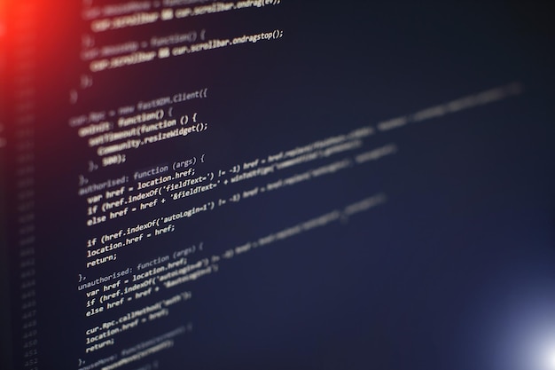 コンピュータ画面上のプログラミングコード。ソフトウェア開発。コンピュータ上でプログラムコードを書く。
