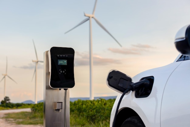 EV 자동차 충전소와 풍력 터빈의 점진적 결합