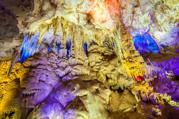 Пещера Прометея, Кутаиси