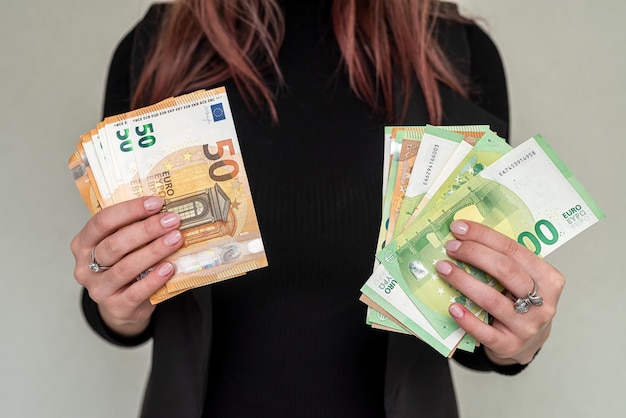 Promising business lady earns large sums of euros at her job