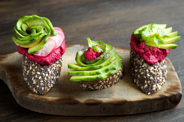 Photo proper diet. beetroot hummus with rye bread.