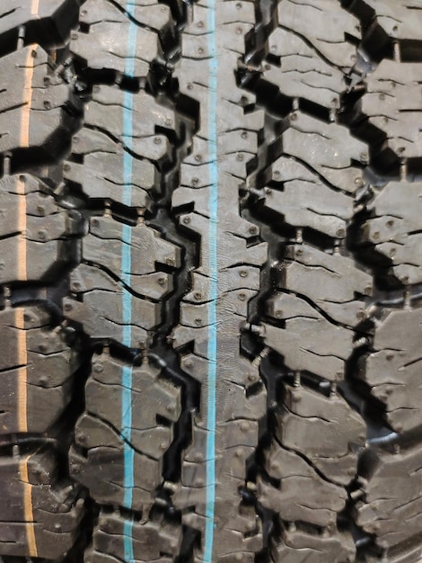 Protector of a new rubber tire for the entire frame