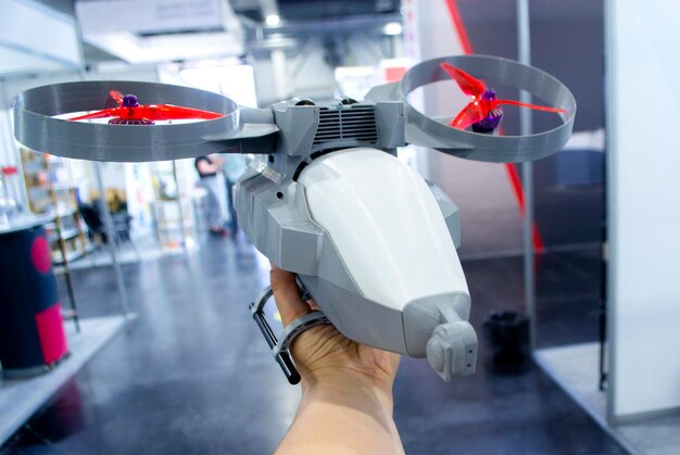 Prototype modelhelikopter afgedrukt op 3D-printerclose-up