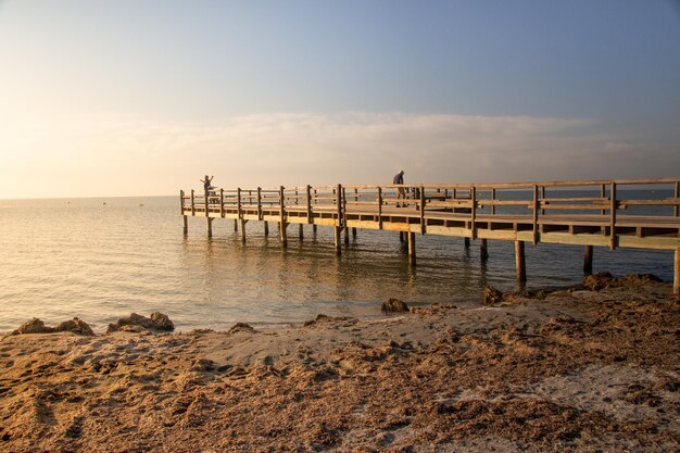 Foto provincia di alicante santa pola embarcadero de las salinas bras del port