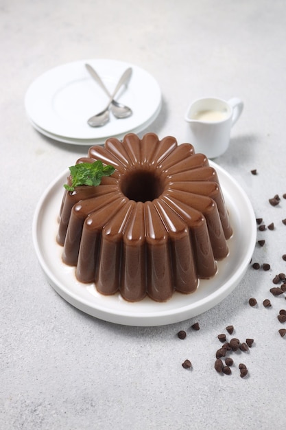 Puding Coklat Chocoladepuddingen zijn een klasse desserts met chocoladesmaken