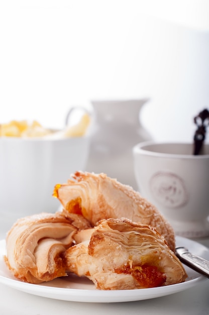 Puff cookieswith english tea