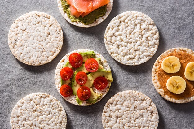 Puffed rice cakes with different ingredients