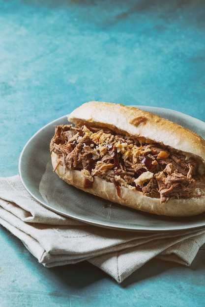 Pulled pork sandwich