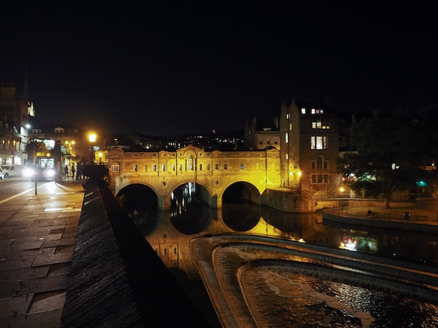 바스의 Pulteney Bridge