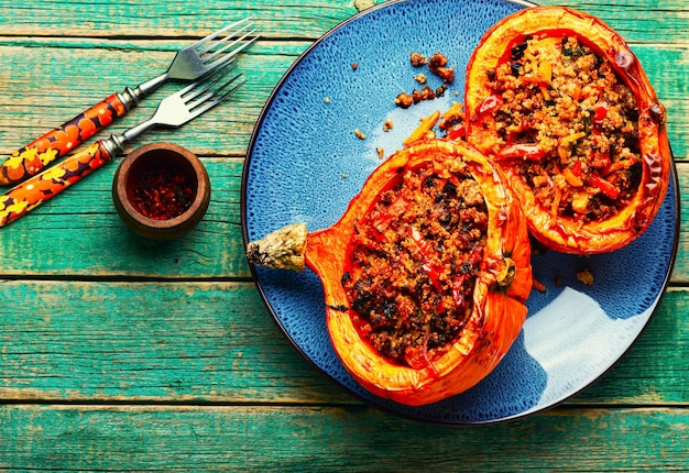 Pumpkin baked with vegetables