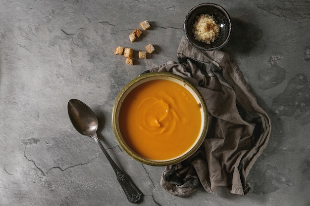 Pumpkin carrot soup